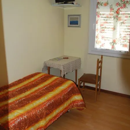 Conchiglia Hotel 2*