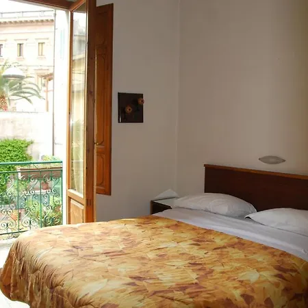 Conchiglia Hotel 2*